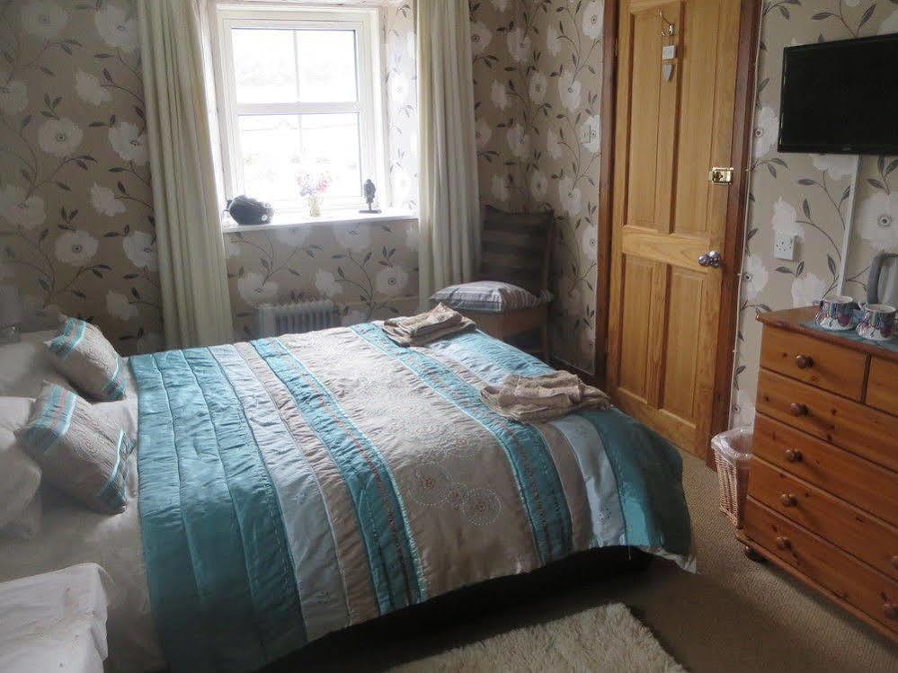 Glenancross Guesthouse Mallaig Extérieur photo
